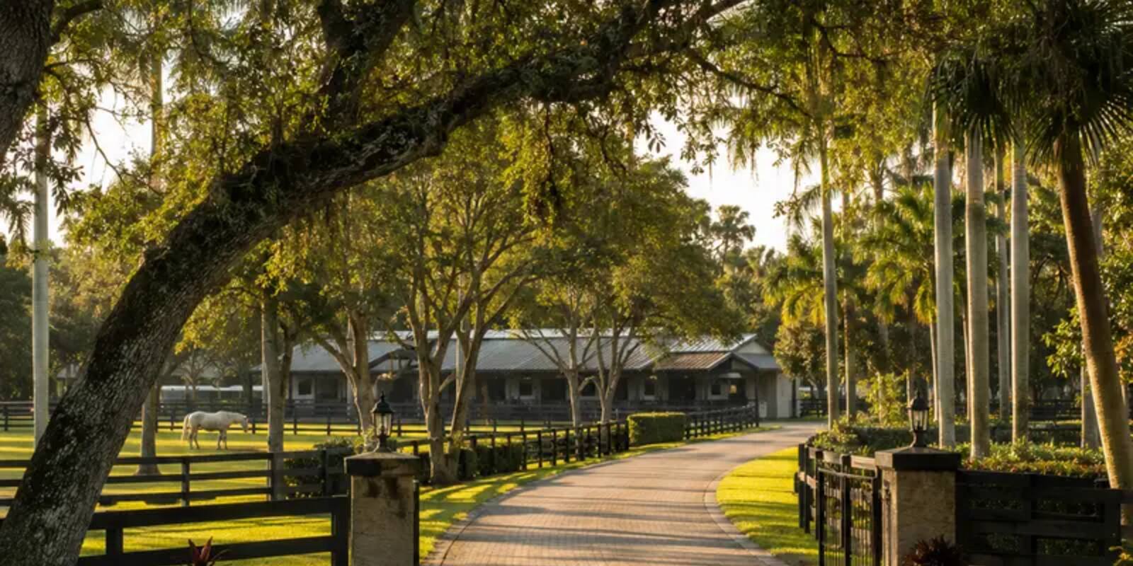 Propiedad ecuestre con casa y terreno en Southwest Ranches Florida